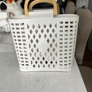 Joy Sheen White bag with wooden handles